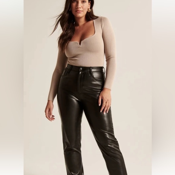 Abercrombie & Fitch Pants - Curve Love Vegan Leather 90s Straight Pant size 31/12